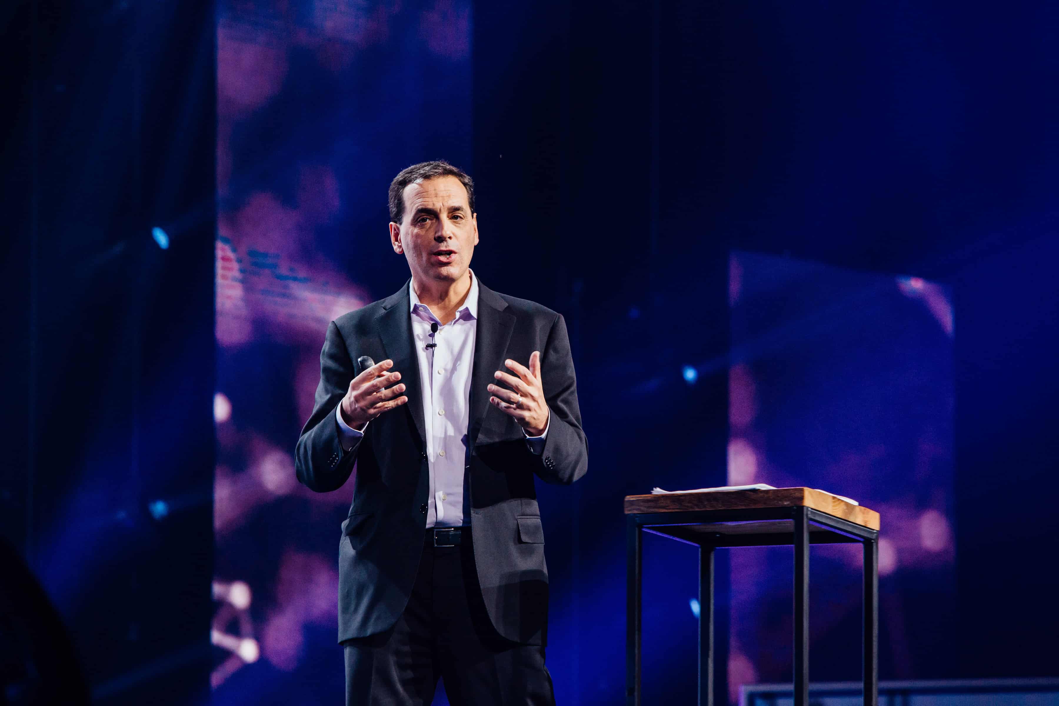 Leadership lessons from Daniel Pink
